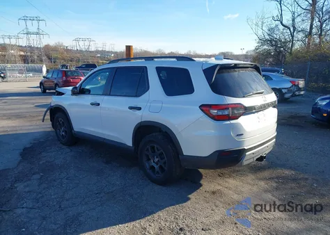 2024 Honda Pilot Trailsport из США, поврежденный, VIN 5FNYG1H69RB029265